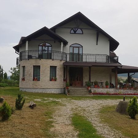 Natura Chalet Gilgau Exterior foto